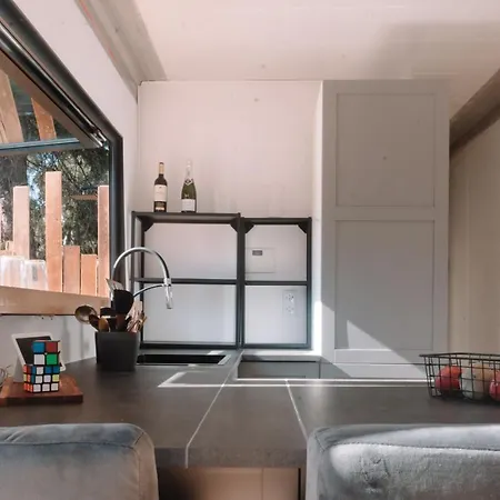 度假居 Cooltainer Retreat Sustainable Coastal Forest Tiny House Near Barcelona By Quirkygetaway *